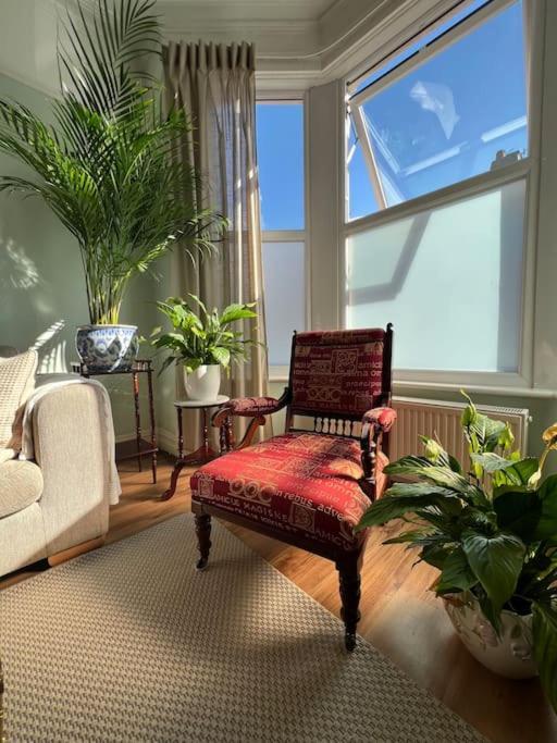 2025 Award Winner Liverpool Strawberry House - 3 Bedrooms Exterior foto